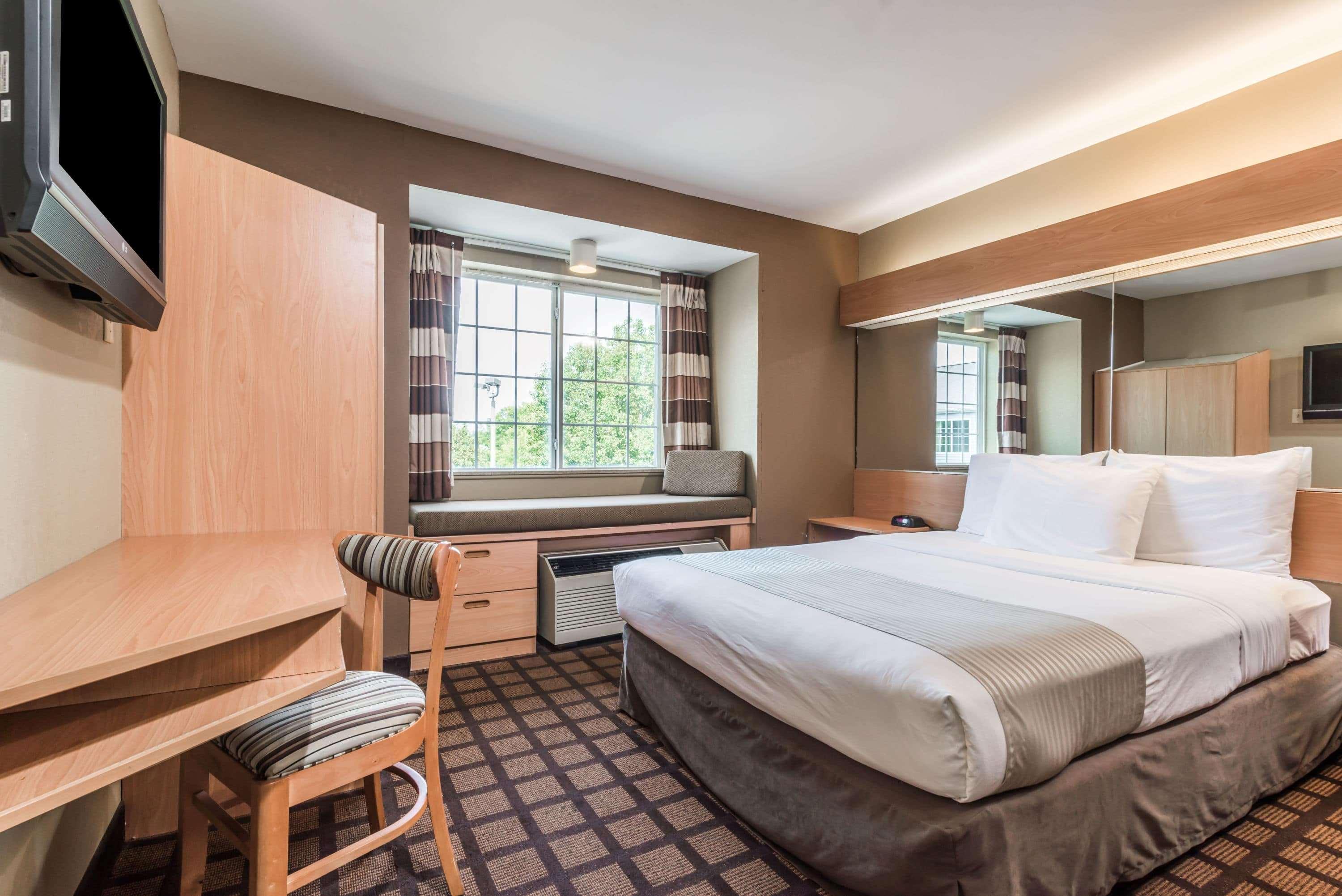 Microtel Inn & Suites By Wyndham Уест Честър Екстериор снимка